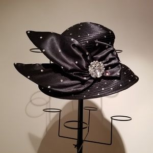 Women's accessories